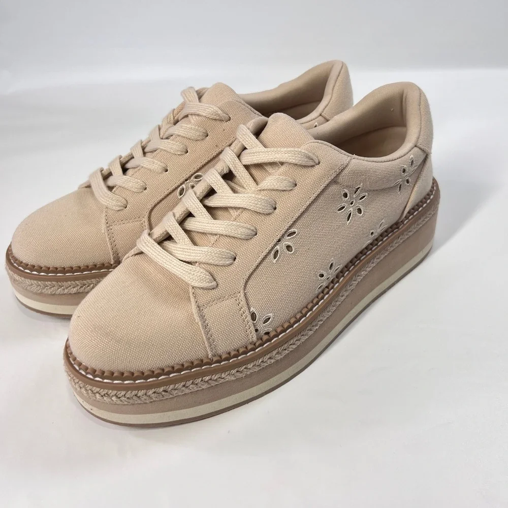 DV by Dolce Vita Bliss Platform Sneakers 9 Beige Canvas Espadrille Floral Cutout